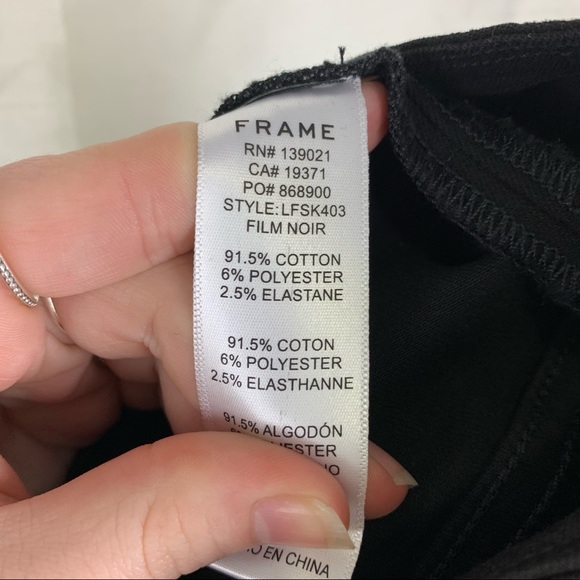 FRAME Denim Le Francoise Jeans in Film Noir - Picture 13 of 14